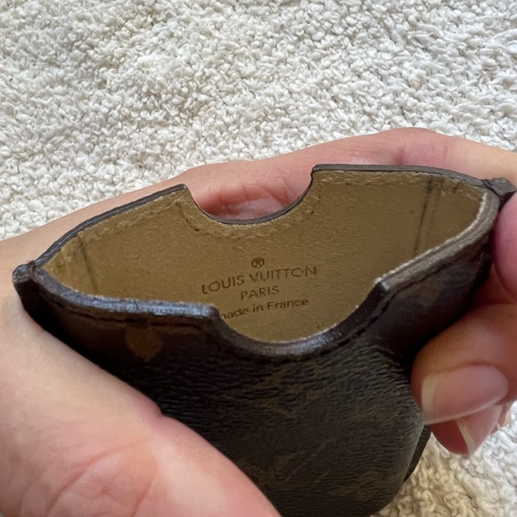 Louis Vuitton Phone Holder - Picture 2 of 9